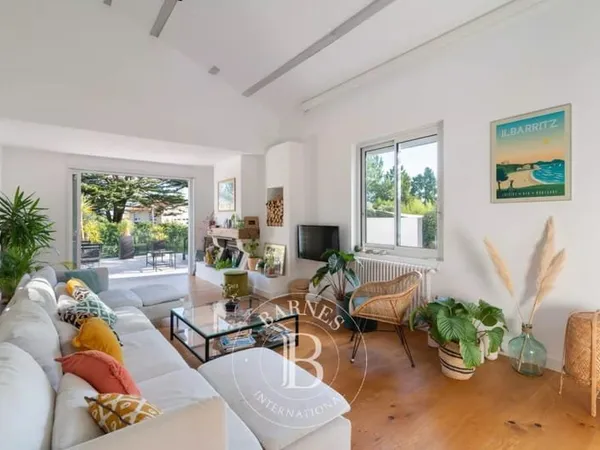 ANGLET CHIBERTA, MAISON DE 125 M² ENTIÈREMENT RÉNOVÉE