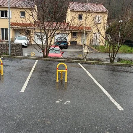Parking 13 m²