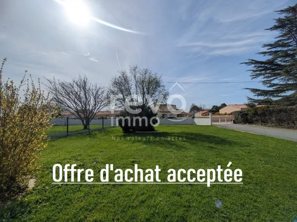 Terrain constructible 328m² - SAINT PHILBERT DE GRAND LIEU (44310)