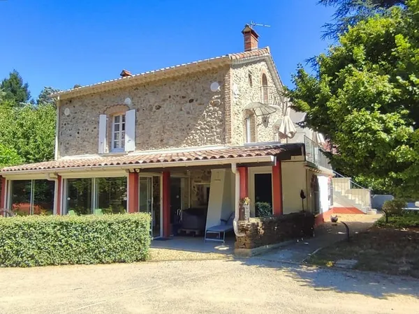 Maison en pierre