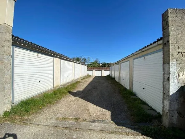 Parking 10 m²