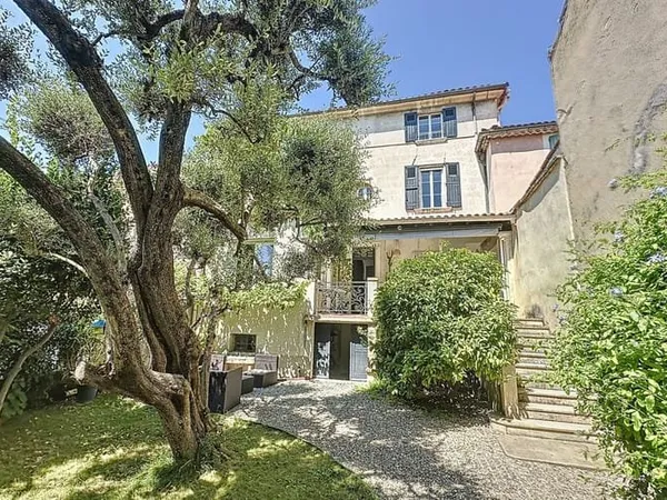 Maison 4 pièces 140 m²