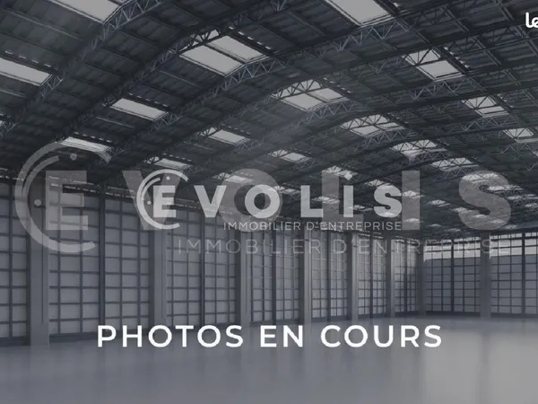 Local d'activité 1 100 m²