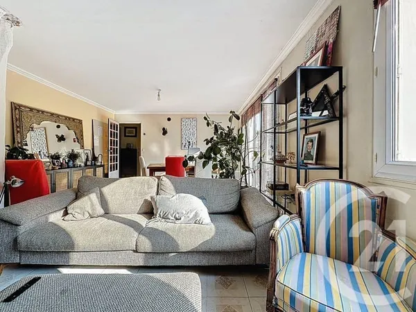 Appartement 4 pièces 80 m²