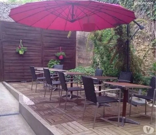 Hotel restaurant logis pres de Sauternes 10* 98 000 fond de commerce