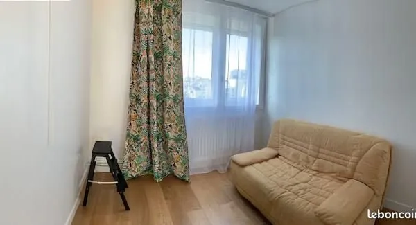 Chambre 1 pièce 30 m²