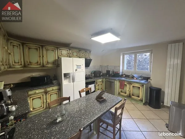 Maison 6 pièces 181 m²