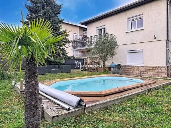 Maison 6 pièces 138 m²