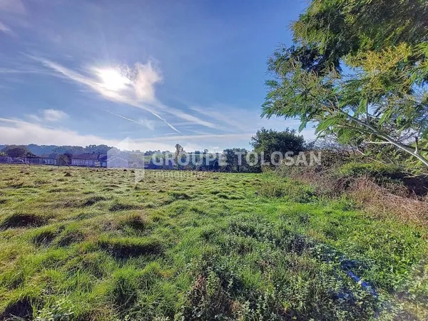 Terrain constructible 3172 m²