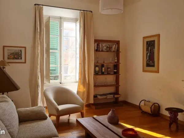 Appartement 2 pièces 64 m²