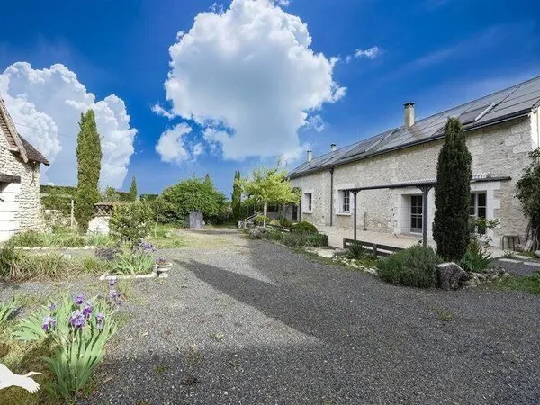 Maison 7 pièces 208 m²
