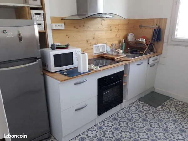 Appartement poche Hôpital, IUT, FAC
