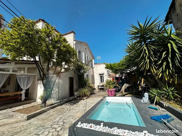 Maison 4 ch +Studio + Piscine, Habitable de suite