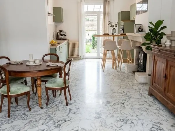 Maison ville _ 2 apt ou 4 chambres _ jardin