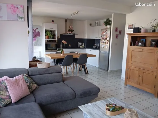 Vends appartement avec garage proche centre ville
