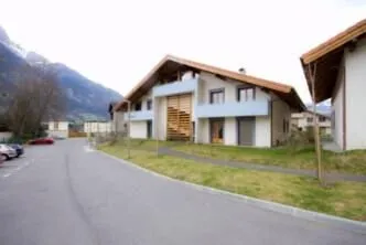 T4 au 2e étage, balcon, garage double et parking