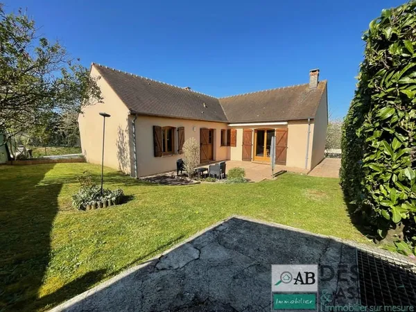 Villiers Sur Morin, maison de plain-pied 4 chambres sous-sol