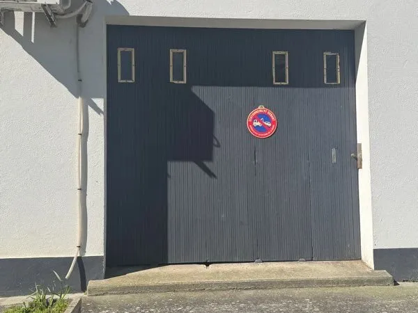 Garage à louer 100/mois