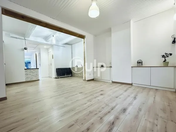 Maison de ville rénovée - 100 m² - Sin-le-Noble (limite Douai)