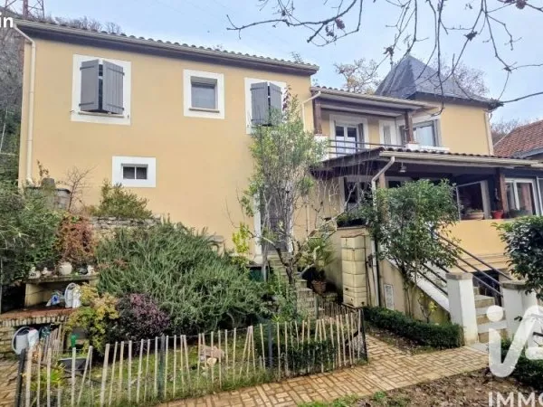 Maison 10 pièces 188 m²