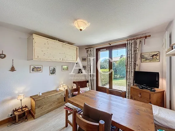 SOUS-OFFRE / Appartement en rez de jardin avec une très belle vue Mont Blanc