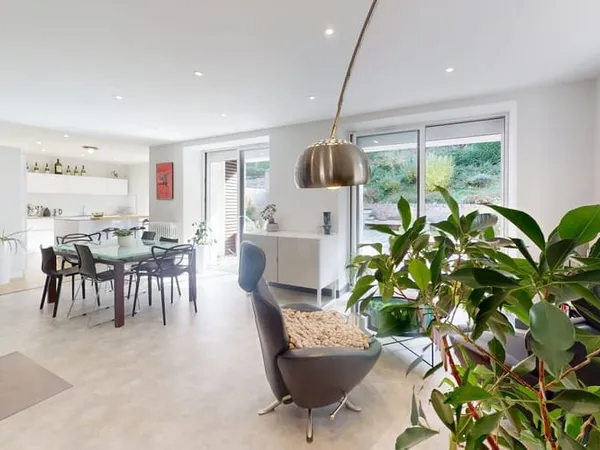 Maison 5 pièces 180 m²