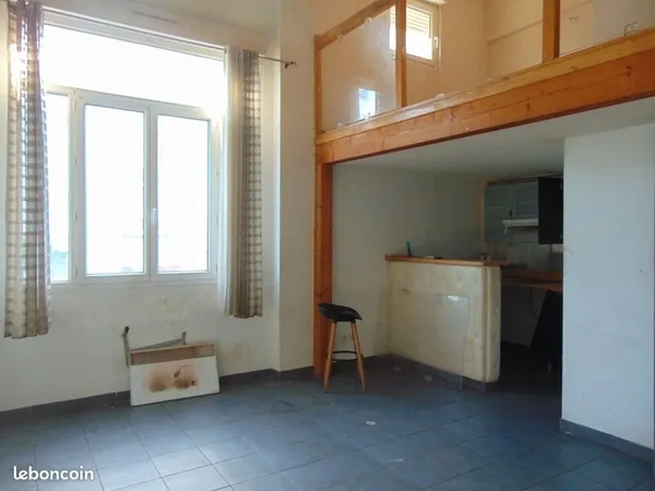 Studio 1 pièce 37 m²