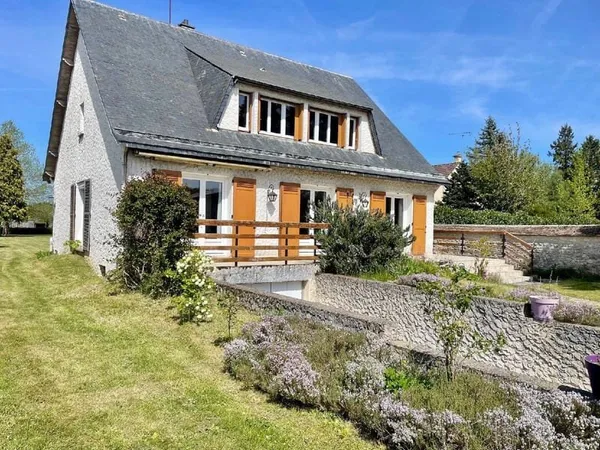 Maison 7 pièces 180 m²