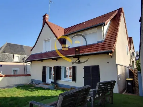 Maison de ville 3 pièces à Mehun-sur-Yèvre