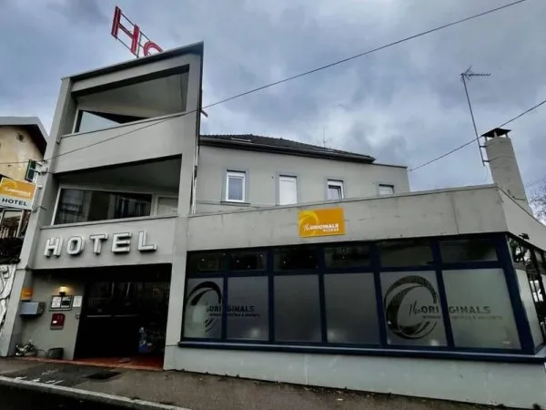 Local commercial 574 m²