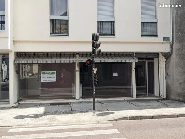 Local commercial 44 m² PROVINS