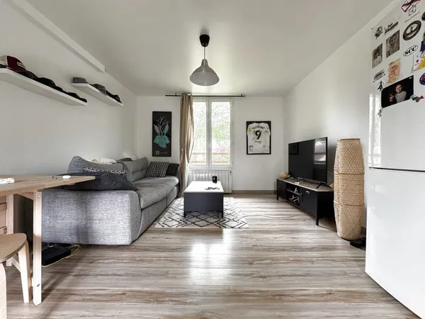 Mortefontaine Agréable Appartement F2 en Duplex de 32 m2