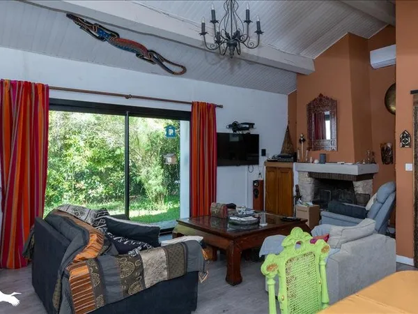 Maison en pierre de 5 pièces principales