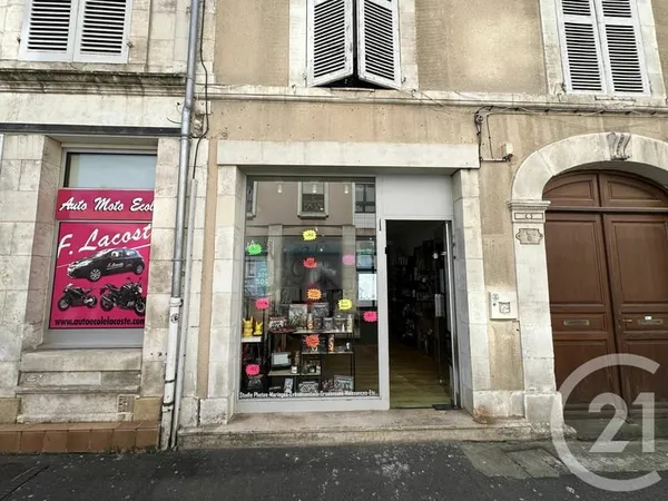 Local 56 m²