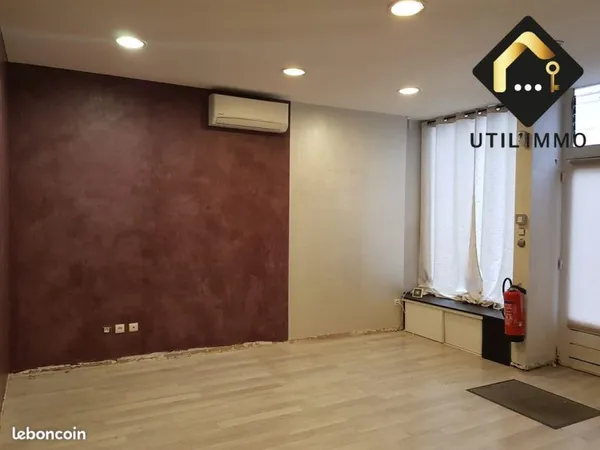Local 50 m² Vatan