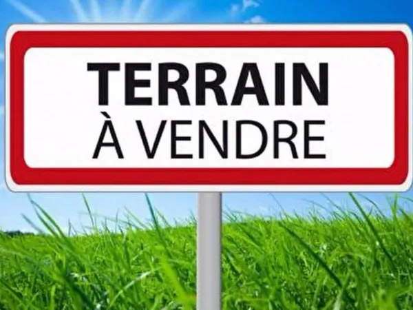 Terrain 250 m²