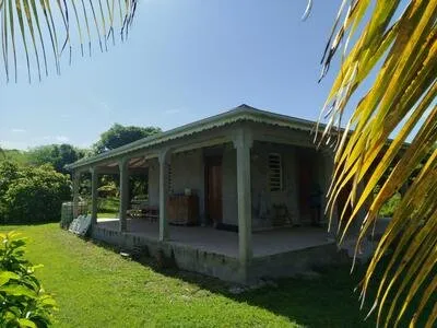 LEMOULE l maison 120m2 au sol avec terrain800m2 12 5000€