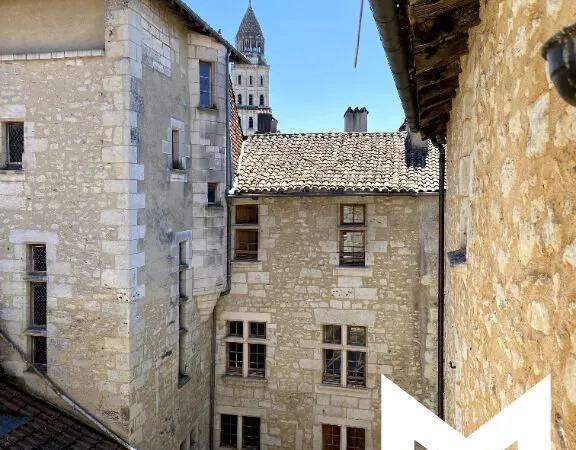 Appartement T3 90M2 centre historique