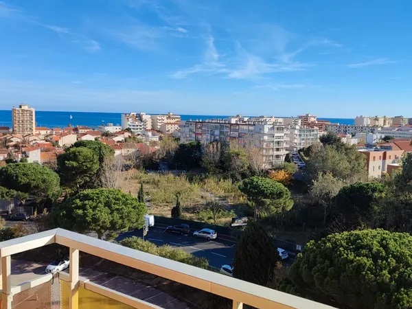 Appartement vue panoramique mer et montagne