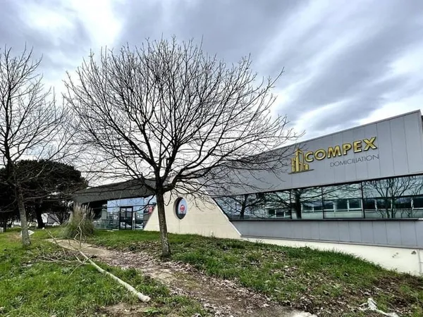 Bureaux 550 m²