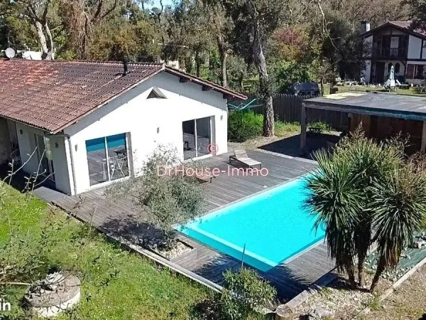 Maison 6 pièces 140 m²
