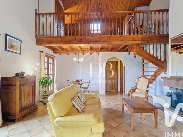 Maison 7 pièces 176 m²