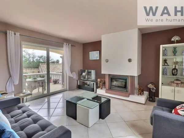 Maison 7 pièces 205 m²