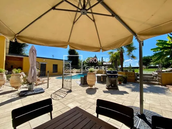 A VENDRE - Agence GIBOIRE - Noyal Châtillon sur seiche - Maison Type 8 de 226 m² - Rennes métropole 
