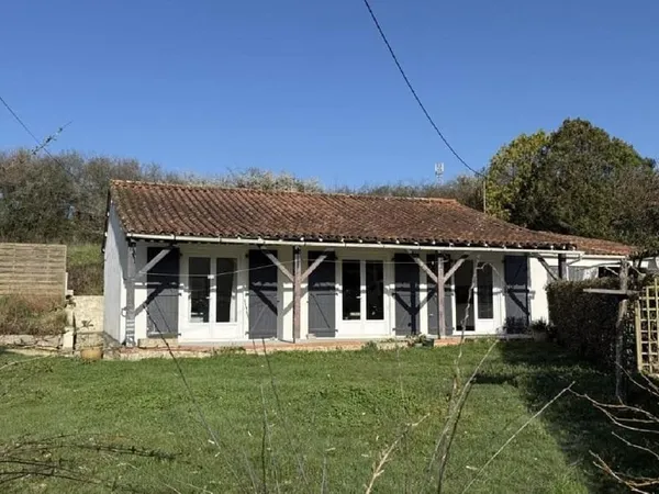 Maison Vente Charroux 3p 75m² 129000€