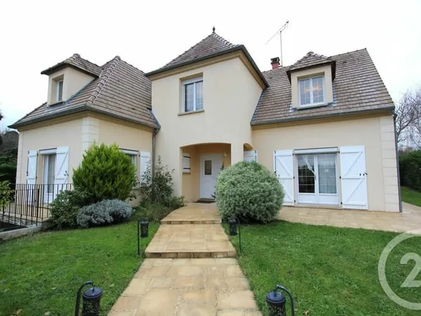 Maison 9 pièces 196 m²