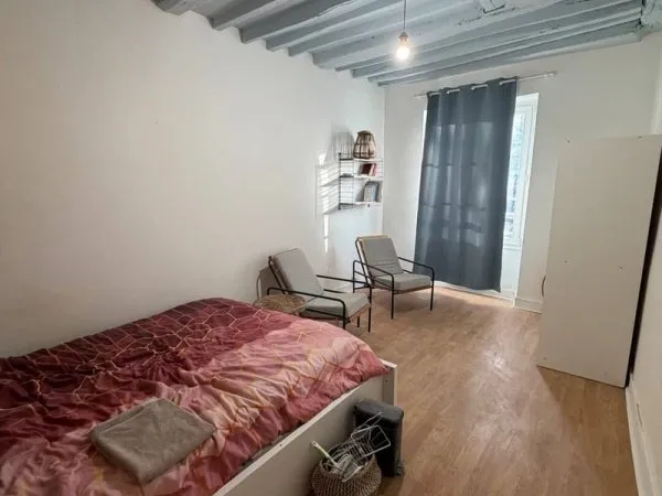 Studio 1 pièce 29 m²