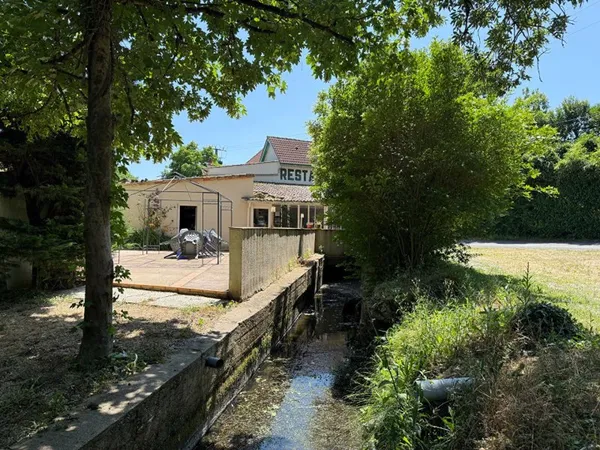 Maison 6 pièces 267 m²