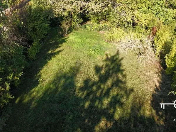 Beauce la Romaine Terrain de 1116 m² dans un cadre naturel préservé
