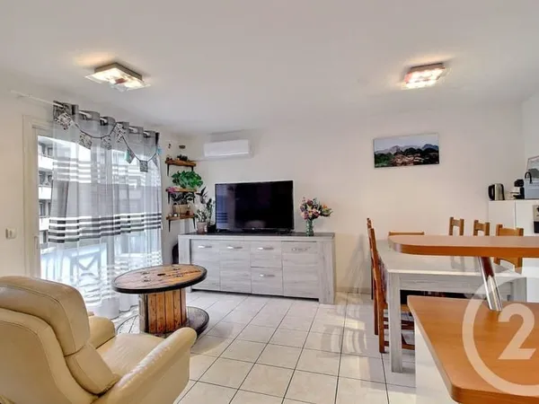 Maison 4 pièces 77 m²